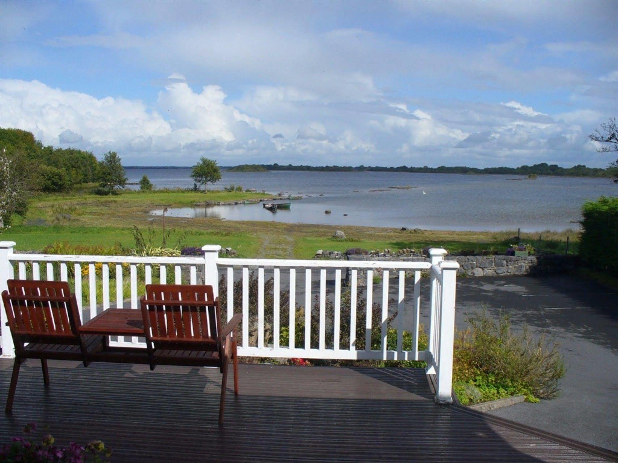 The Waterfront House Country Home Утерард Екстер'єр фото